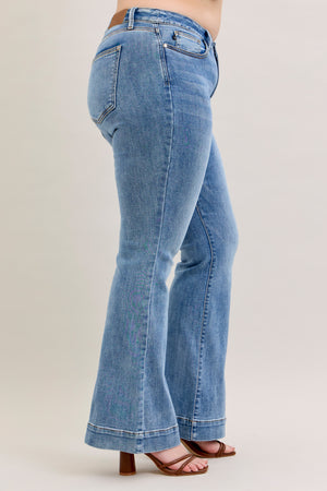 Judy Blue Mid Rise Classic Flare Jeans