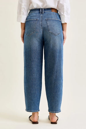 Judy Blue High Waist Rigid Magic Barrel with Dart Detailing Jeans