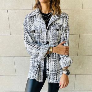 Loose Plaid Button Long Sleeved Jacket - white