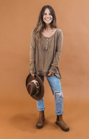 Long Sleeve Solid Knit Buttoned Henley Top