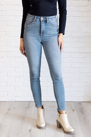 Judy Blue High Waist Control Top Contrast Wash Skinny Jeans