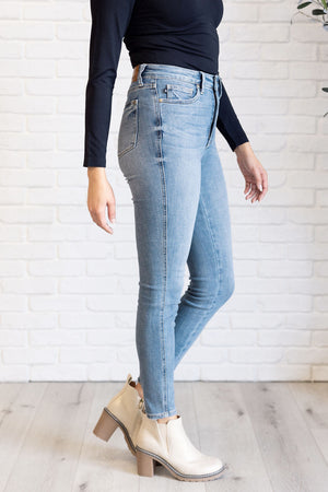 Judy Blue High Waist Control Top Contrast Wash Skinny Jeans