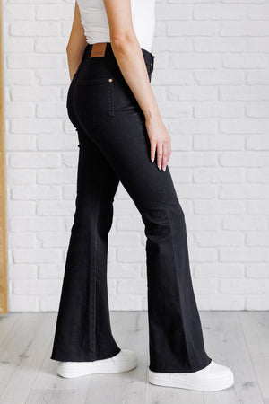 Judy Blue High Rise Tummy Control Flare Jeans in Black