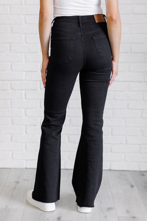 Judy Blue High Rise Tummy Control Flare Jeans in Black