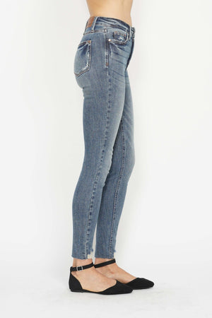 Judy Blue High Rise Tummy Control Vintage Wash Distressed Hem Skinny Jeans