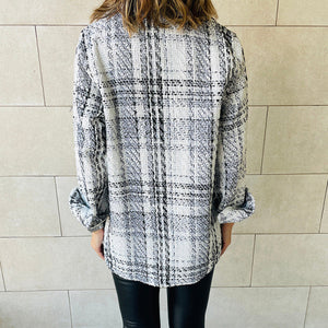 Loose Plaid Button Long Sleeved Jacket - white