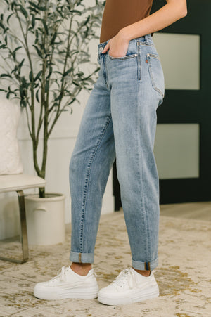 Judy Blue Mid Rise Boyfriend Jeans