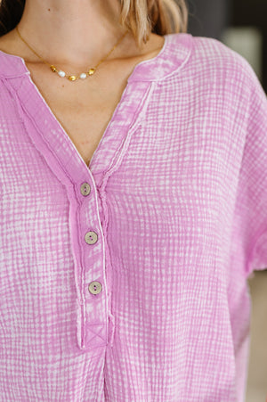 Zenana Basic Fade V-Neck Acid Wash Top in Bright Mauve