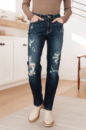 Judy Blue Mid Rise Bleach Splash Distressed Boyfriend Jeans