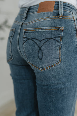 Judy Blue Mid Rise Boyfriend Classic Cuffed Jeans