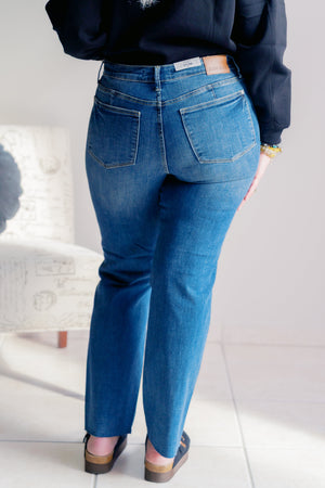 Judy Blue Mid Rise Tummy Control Vintage Straight Leg Jeans