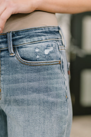 Judy Blue Mid Rise Distressed Boyfriend Jeans with Cuff