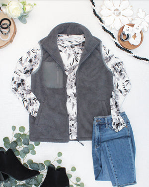 PREBOOK Sherpa Vest - Grey