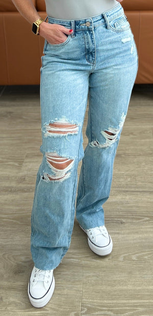 Judy Blue High Rise Rigid Magic Destroyed Straight Jeans