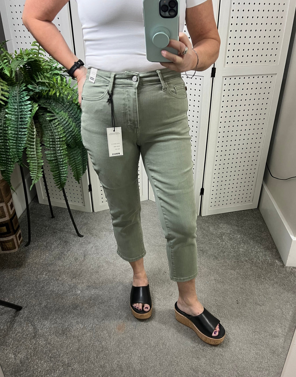 Judy Blue Mid Rise Garment Dyed Non Distressed Capri Jeans Sage