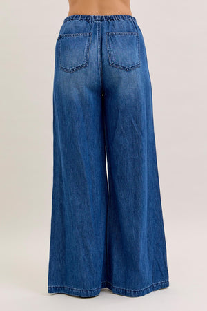 Judy Blue High Waist Featherweight Palazzo Fit Jeans