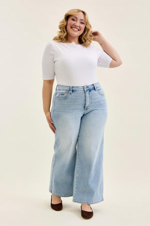 Judy Blue High Waist PETITE Tummy Control Retro Wide Leg with Curvy Coin Pocket Jeans