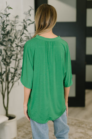 Lizzy Breeze Top in Kelly Green by Dear Scarlett