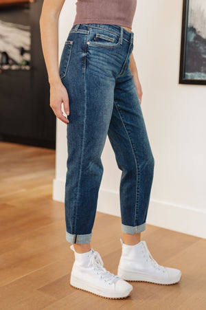 Judy Blue Mid Rise Non Distressed Boyfriend Jeans