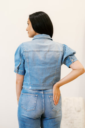 Risen Shirring Sleeve Crop Denim Jacket
