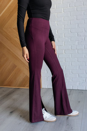 Stamina Stride Flare Leggings in Plum