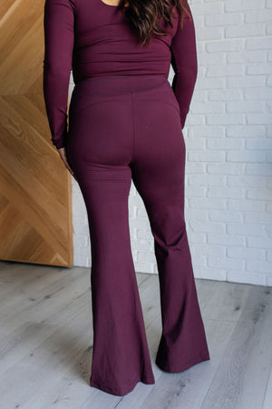 Stamina Stride Flare Leggings in Plum