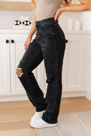 Judy Blue High Rise Rigid Magic 90's Distressed Straight Jeans in Black