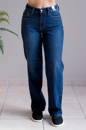 Judy Blue Mid Rise Dark Wash Classic Straight Leg Non Distressed Jeans