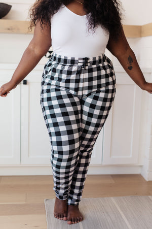 Your New Favorite Joggers in Black and White Check