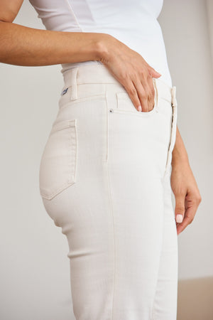 RFM Tummy Control High Waist Raw Hem Straight Leg Crop Jeans in Off White