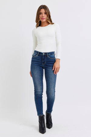 Judy Blue Mid Rise Thermal Skinny Dark Wash Jean