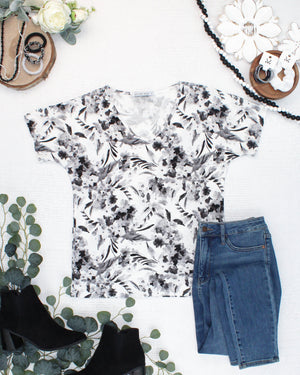 PREBOOK Chloe Cozy Top - Abstract Monochrome