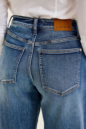 Judy Blue High Waist Rigid Magic Marlow Ark in Dark Time Weathered Indigo Jeans Petite