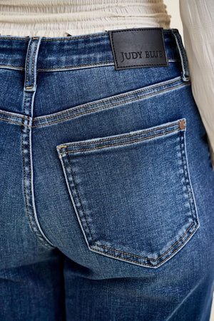 Judy Blue Mid Rise Billie Dark Wash Boyfriend Jeans