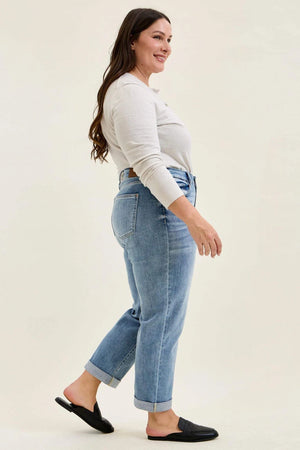 Judy Blue Mid Rise Billie Light Wash Cuffed Boyfriend Jeans