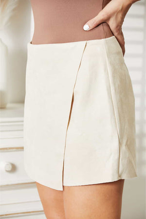 HEYSON Mini Skort in Ivory