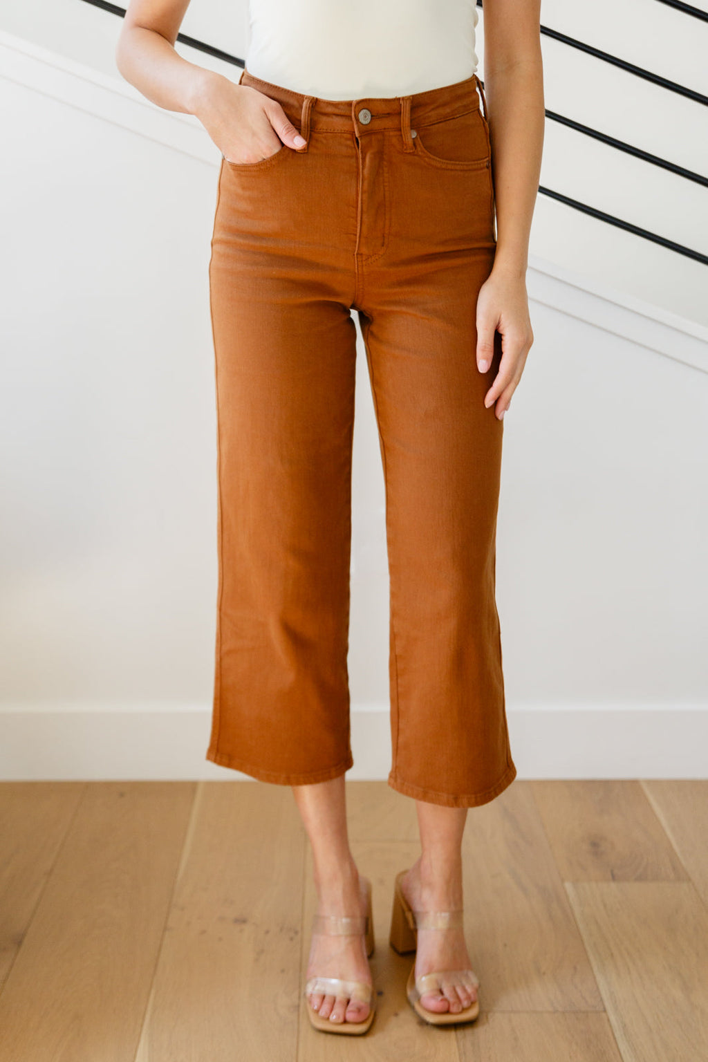 Judy Blue Hi Rise Tummy Control Wide Leg Crop Jeans in Caramel