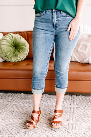 Judy Blue Inch By Inch Hi Rise Capri Jeans