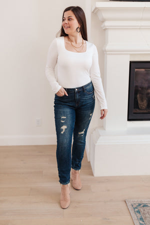 Judy Blue Mid Rise Destroyed Relaxed Fit Jeans