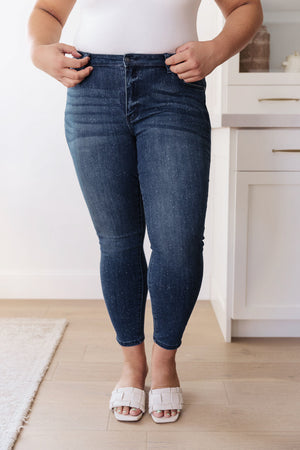 Judy Blue Mid Rise Relaxed Fit Mineral Wash Jeans