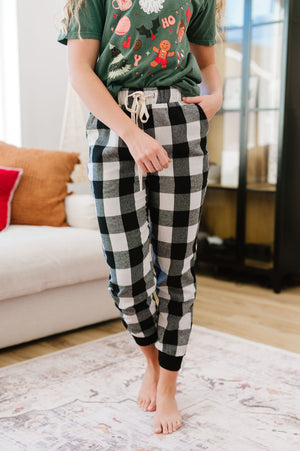 Pull Some Strings Buffalo Plaid Flannel Joggers - Black/White