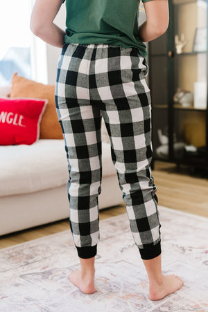 Pull Some Strings Buffalo Plaid Flannel Joggers - Black/White