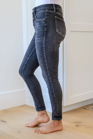 Judy Blue High Rise Front Yoke Skinny Black Wash Jeans