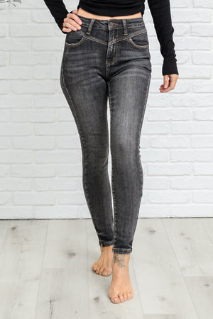 Judy Blue High Rise Front Yoke Skinny Black Wash Jeans