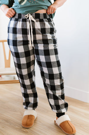 Pull Some Strings Buffalo Plaid Flannel Joggers - Black/White